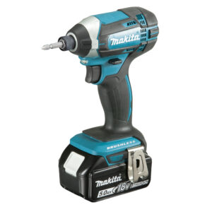 DTD152RME-RFE-RAE-SYE-Z Atornillador de impacto inalámbrico